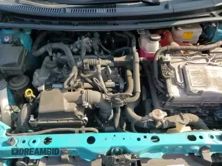 ✅ 2018 Toyota Prius One • VIN: JTDKDTB37J1613976 • Lot: 82771585. Listed on Copart with 25,657 mi. Free auction sales archive from the USA and detailed vehicle history report at DreamBid. Image 15.