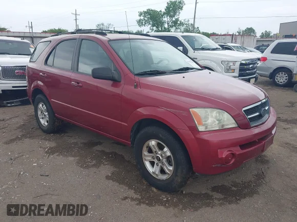 ✅ 2004 Kia Sorento LX • VIN: KNDJD733845293646 • Lot: 42063260. Listed on IAAI with 182,619 mi. Free auction sales archive from the USA and detailed vehicle history report at DreamBid. Image 1.