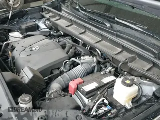 ✅ 2022 Toyota Highlander LE • VIN: 5TDZZRAH2NS135247 • Lot: 41893664. Listed on IAAI with 37,875 mi. Free auction sales archive from the USA and detailed vehicle history report at DreamBid. Image 20.