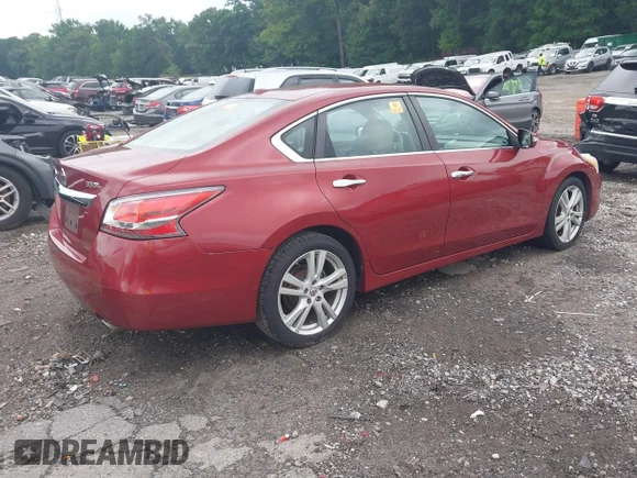 ✅ 2015 Nissan Altima S • VIN: 1N4BL3AP9FC467556 • Лот: 45298444. Опубліковано раніше на IAAI з пробігом 190 830 миль. Безкоштовний доступ до архіву аукціонних продажів зі США та докладний звіт про історію автомобіля на DreamBid. Зображення 4.