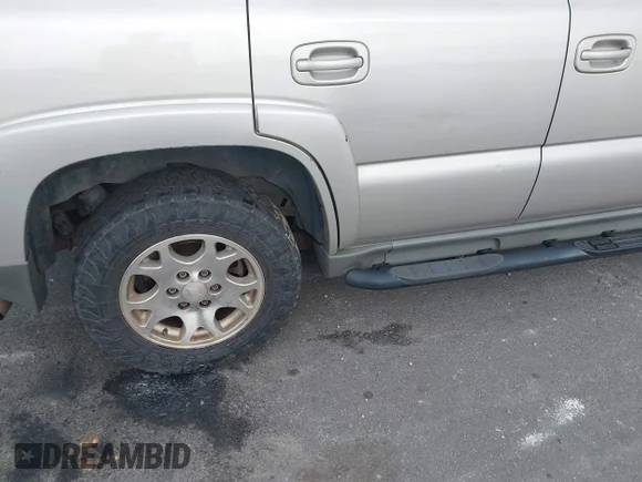 ✅ 2006 Chevrolet Tahoe LS • VIN: 1GNEC13Z16R127588 • Лот: 45186419. Опубликован ранее на IAAI с пробегом 361 089 миль. Бесплатный доступ к архиву аукционных продаж из США и подробный отчёт об истории автомобиля на DreamBid. Изображение 6.