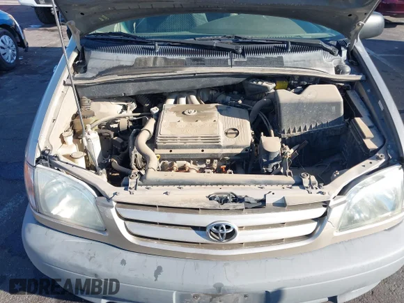 ✅ 2001 Toyota Sienna LE • VIN: 4T3ZF13C21U345237 • Lot: 44586442. Wystawiony na IAAI z przebiegiem 238 953 mil. Bezpłatny archiwum sprzedaży aukcyjnych z USA i szczegółowy raport historii pojazdu na DreamBid. Zdjęcie 10.