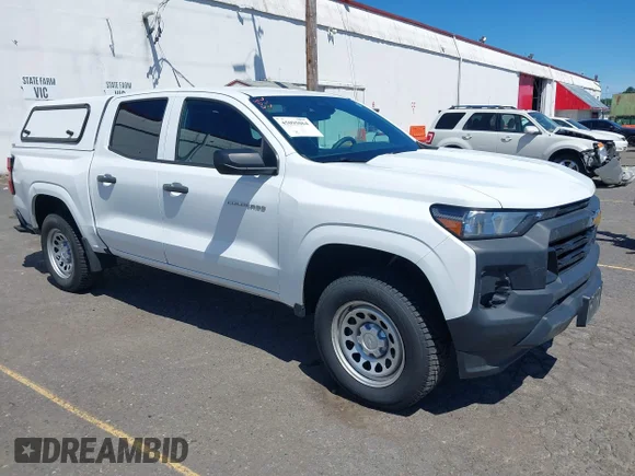 ✅ 2023 Chevrolet Colorado 2WD Work Truck • VIN: 1GCPSBEKXP1198718 • Lot: 45095064. Wystawiony na IAAI z przebiegiem 129 782 mil. Bezpłatny archiwum sprzedaży aukcyjnych z USA i szczegółowy raport historii pojazdu na DreamBid. Zdjęcie 1.