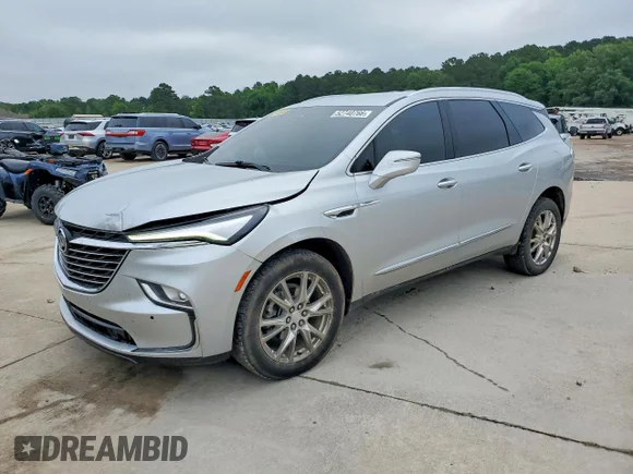 ✅ 2022 Buick Enclave Premium • VIN: 5GAEVBKW6NJ113572 • Lot: 52740766. Wystawiony na Copart z przebiegiem 97 618 mil. Bezpłatny archiwum sprzedaży aukcyjnych z USA i szczegółowy raport historii pojazdu na DreamBid. Zdjęcie 1.