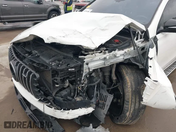 ✅ 2022 Mercedes-Benz GLE 53 AMG • VIN: 4JGFD6BB6NA669791 • Lot: 41336388. Wystawiony na IAAI z przebiegiem 39 206 mil. Bezpłatny archiwum sprzedaży aukcyjnych z USA i szczegółowy raport historii pojazdu na DreamBid. Zdjęcie 6.