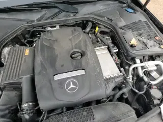 ✅ 2017 Mercedes-Benz C 300 • VIN: 55SWF4KB5HU217196 • Lot: 59295625. Listed on Copart with 72,689 mi. Free auction sales archive from the USA and detailed vehicle history report at DreamBid. Image 13.