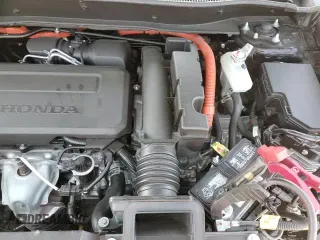 ✅ 2025 Honda CR-V Sport • VIN: 2HKRS5H58SH700434 • Lot: 66385045. Listed on Copart with 25,797 mi. Free auction sales archive from the USA and detailed vehicle history report at DreamBid. Image 17.