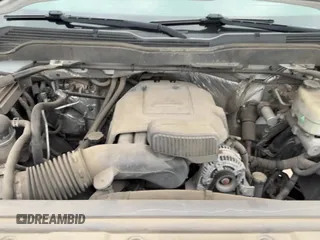 2015 Chevrolet Silverado 2500HD Work Truck с VIN 1GC1KUEG0FF185345, выставлен на аукционе Copart как лот 58501835 с пробегом 194 581 миль миль и Чистый • Clean title. История ставок и продаж доступна на DreamBid. Изображение 11.