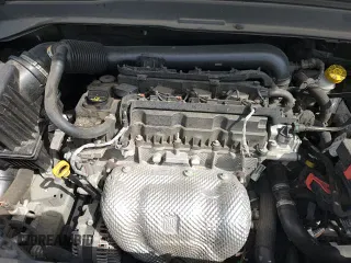 ✅ 2021 Jeep Renegade Latitude • VIN: ZACNJCBB5MPM98311 • Lot: 81407645. Listed on Copart with 79,558 mi. Free auction sales archive from the USA and detailed vehicle history report at DreamBid. Image 15.