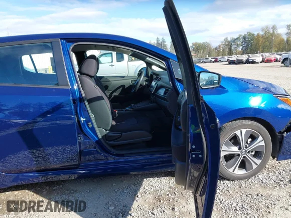 ✅ 2020 Nissan LEAF SV • VIN: 1N4AZ1CP3LC311598 • Lot: 43385352. Wystawiony na IAAI z przebiegiem 31 485 mil. Bezpłatny archiwum sprzedaży aukcyjnych z USA i szczegółowy raport historii pojazdu na DreamBid. Zdjęcie 5.