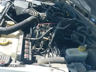 ✅ 2008 Jeep Wrangler Unlimited Sahara • VIN: 1J8GA591X8L628123 • Lot: 43102623. Listed on IAAI with 231,500 mi. Free auction sales archive from the USA and detailed vehicle history report at DreamBid. Image 19.