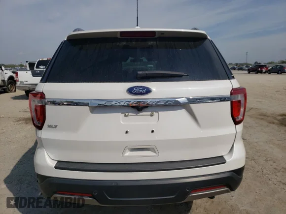 ✅ 2019 Ford Explorer XLT • VIN: 1FM5K7D88KGB35015 • Лот: 40213243. Опубліковано раніше на Copart з пробігом 33 336 миль. Безкоштовний доступ до архіву аукціонних продажів зі США та докладний звіт про історію автомобіля на DreamBid. Зображення 6.