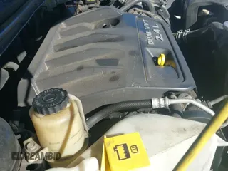 ✅ 2013 Chrysler 200 Touring • VIN: 1C3CCBBB0DN545868 • Lot: 43554940. Listed on IAAI with 258,298 mi. Free auction sales archive from the USA and detailed vehicle history report at DreamBid. Image 19.