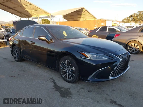 ✅ 2024 Lexus ES 350 • VIN: 58ADZ1B12RU164072 • Lot: 44148605. Listed on IAAI with 41,781 mi. Free auction sales archive from the USA and detailed vehicle history report at DreamBid. Image 1.