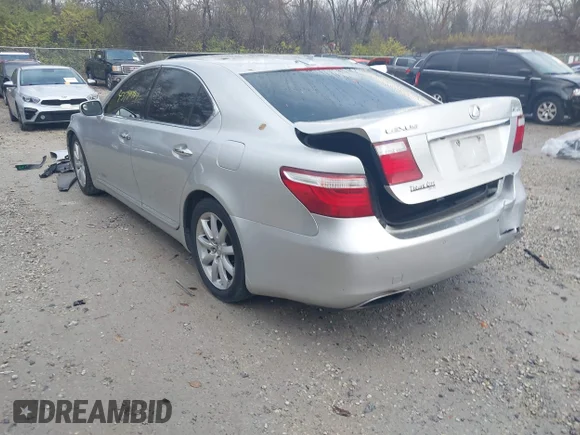 ✅ 2008 Lexus LS 460 • VIN: JTHBL46F985063260 • Lot: 43790797. Wystawiony na IAAI z przebiegiem Nie podano. Bezpłatny archiwum sprzedaży aukcyjnych z USA i szczegółowy raport historii pojazdu na DreamBid. Zdjęcie 3.