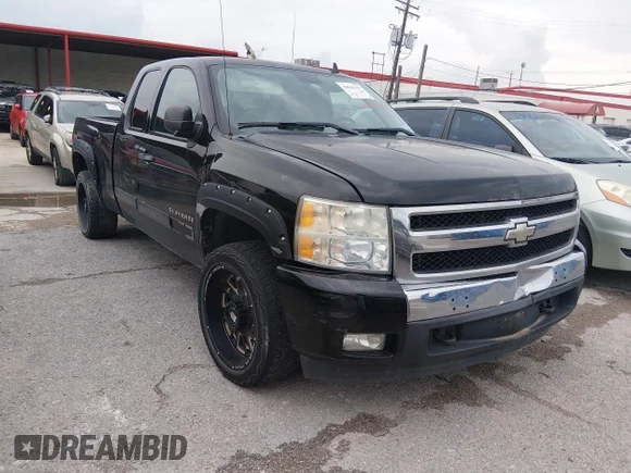 ✅ 2008 Chevrolet Silverado 1500 LTZ • VIN: 1GCEC19048Z273357 • Лот: 44961297. Опубліковано раніше на IAAI з пробігом 218 578 миль. Безкоштовний доступ до архіву аукціонних продажів зі США та докладний звіт про історію автомобіля на DreamBid. Зображення 1.