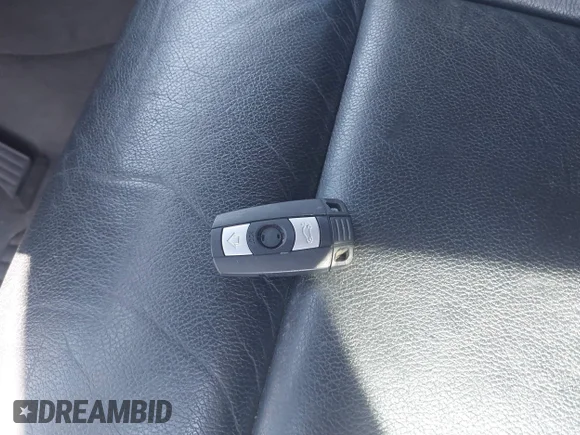 ✅ 2011 BMW X5 35i • VIN: 5UXZV4C55BL400028 • Лот: 45012538. Опубліковано раніше на IAAI з пробігом 213 790 миль. Безкоштовний доступ до архіву аукціонних продажів зі США та докладний звіт про історію автомобіля на DreamBid. Зображення 11.