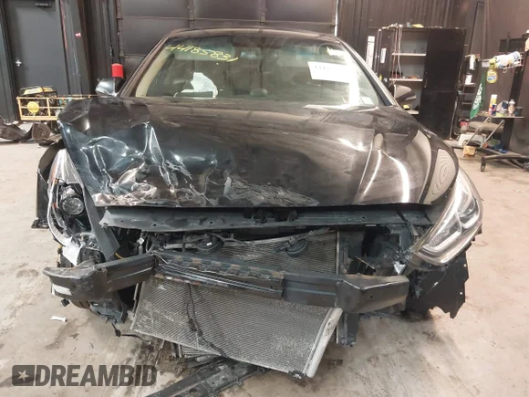 ✅ 2019 Hyundai Sonata Limited • VIN: 5NPE34AFXKH805758 • Lot: 44185831. Wystawiony na IAAI z przebiegiem 88 899 mil. Bezpłatny archiwum sprzedaży aukcyjnych z USA i szczegółowy raport historii pojazdu na DreamBid. Zdjęcie 6.