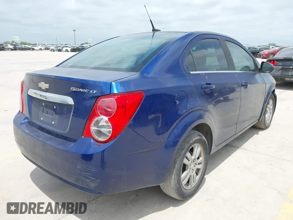 ✅ 2013 Chevrolet Sonic LT • VIN: 1G1JC5SH4D4228019 • Лот: 45290765. Опубликован ранее на IAAI с пробегом 116 344 миль. Бесплатный доступ к архиву аукционных продаж из США и подробный отчёт об истории автомобиля на DreamBid. Изображение 4.