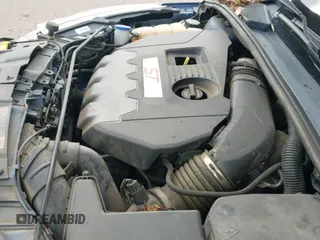 ✅ 2018 Ford Focus ST • VIN: 1FADP3L99JL331643 • Lot: 43697016. Wystawiony na IAAI z przebiegiem 68 909 mil. Bezpłatny archiwum sprzedaży aukcyjnych z USA i szczegółowy raport historii pojazdu na DreamBid. Zdjęcie 25.