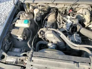 ✅ 1995 Volvo 900 • VIN: YV1JS8316S3193042 • Lot: 81591334. Wystawiony na Copart z przebiegiem 142 347 mil. Bezpłatny archiwum sprzedaży aukcyjnych z USA i szczegółowy raport historii pojazdu na DreamBid. Zdjęcie 13.