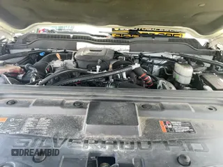 ✅ 2015 Chevrolet Silverado 2500HD LTZ • VIN: 1GC1KWE85FF550686 • Lot: 85566265. Listed on Copart with 172,656 mi. Free auction sales archive from the USA and detailed vehicle history report at DreamBid. Image 11.