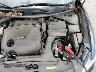 ✅ 2020 Nissan Maxima Platinum • VIN: 1N4AA6FV6LC380736 • Lot: 90853745. Listed on Copart with 95,188 mi. Free auction sales archive from the USA and detailed vehicle history report at DreamBid. Image 13.