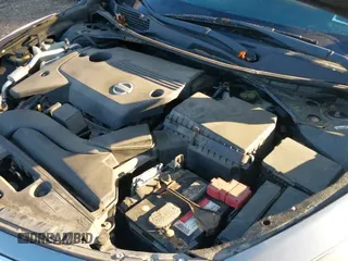 ✅ 2014 Nissan Altima S • VIN: 1N4AL3AP7EN378115 • Lot: 43701530. Wystawiony na IAAI z przebiegiem 143 290 mil. Bezpłatny archiwum sprzedaży aukcyjnych z USA i szczegółowy raport historii pojazdu na DreamBid. Zdjęcie 13.