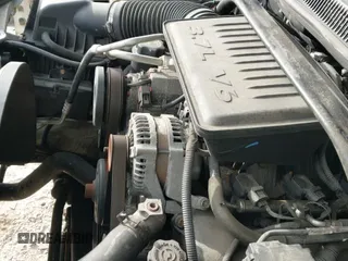 ✅ 2006 Jeep Grand Cherokee Laredo • VIN: 1J4GR48K36C311070 • Лот: 43608574. Опубликован ранее на IAAI с пробегом 180 601 миль. Бесплатный доступ к архиву аукционных продаж из США и подробный отчёт об истории автомобиля на DreamBid. Изображение 13.