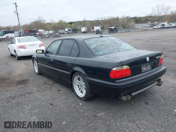✅ 2001 BMW 7 Series 740i • VIN: WBAGG83461DN87920 • Lot: 41932224. Wystawiony na IAAI z przebiegiem Nie podano. Bezpłatny archiwum sprzedaży aukcyjnych z USA i szczegółowy raport historii pojazdu na DreamBid. Zdjęcie 3.