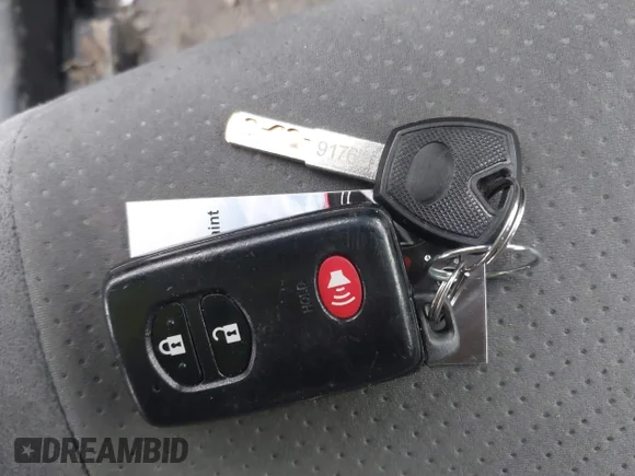 ✅ 2012 Toyota Prius Five • VIN: JTDKN3DU4C5398328 • Lot: 42022277. Wystawiony na IAAI z przebiegiem 172 104 mil. Bezpłatny archiwum sprzedaży aukcyjnych z USA i szczegółowy raport historii pojazdu na DreamBid. Zdjęcie 11.