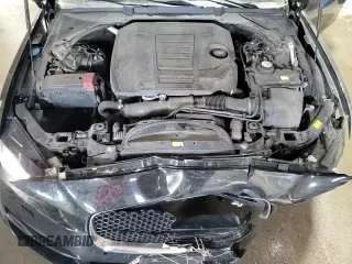 ✅ 2018 Jaguar XE 25t Premium • VIN: SAJAJ4FX3JCP38230 • Лот: 68225035. Опубликован ранее на Copart с пробегом 82 313 миль. Бесплатный доступ к архиву аукционных продаж из США и подробный отчёт об истории автомобиля на DreamBid. Изображение 13.