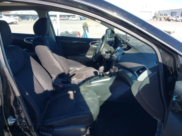 ✅ 2018 Nissan Sentra SV • VIN: 3N1AB7AP3JY339123 • Lot: 44145735. Wystawiony na IAAI z przebiegiem 106 311 mil. Bezpłatny archiwum sprzedaży aukcyjnych z USA i szczegółowy raport historii pojazdu na DreamBid. Zdjęcie 5.