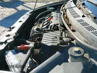 ✅ 2006 Honda Civic LX • VIN: 2HGFG12646H516638 • Lot: 43631267. Wystawiony na IAAI z przebiegiem 219 950 mil. Bezpłatny archiwum sprzedaży aukcyjnych z USA i szczegółowy raport historii pojazdu na DreamBid. Zdjęcie 12.