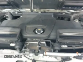 ✅ 2022 Audi R8 • VIN: WUACECFX5N7901001 • Lot: 40445216. Wystawiony na IAAI z przebiegiem 17 111 mil. Bezpłatny archiwum sprzedaży aukcyjnych z USA i szczegółowy raport historii pojazdu na DreamBid. Zdjęcie 19.