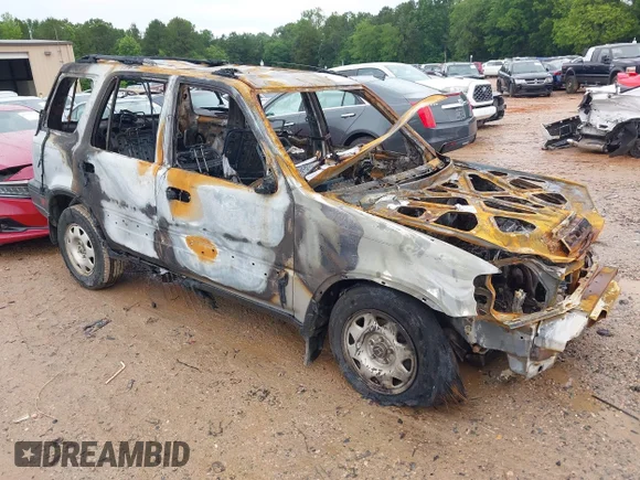 ✅ 1999 Honda CR-V LX • VIN: JHLRD1842XC069146 • Lot: 42354180. Wystawiony na IAAI z przebiegiem Nie podano. Bezpłatny archiwum sprzedaży aukcyjnych z USA i szczegółowy raport historii pojazdu na DreamBid. Zdjęcie 1.