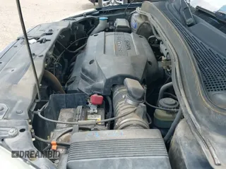 ✅ 2003 Honda Pilot EX • VIN: 2HKYF18583H606242 • Lot: 42583119. Listed on IAAI with 221,871 mi. Free auction sales archive from the USA and detailed vehicle history report at DreamBid. Image 13.