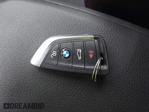✅ 2020 BMW X1 sDrive28i • VIN: WBXJG7C07L3L85650 • Лот: 44277186. Опубліковано раніше на IAAI з пробігом 103 042 миль. Безкоштовний доступ до архіву аукціонних продажів зі США та докладний звіт про історію автомобіля на DreamBid. Зображення 11.
