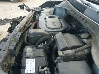 ✅ 2020 Kia Sorento LX • VIN: 5XYPG4A35LG684889 • Lot: 43374039. Wystawiony na IAAI z przebiegiem 119 897 mil. Bezpłatny archiwum sprzedaży aukcyjnych z USA i szczegółowy raport historii pojazdu na DreamBid. Zdjęcie 19.