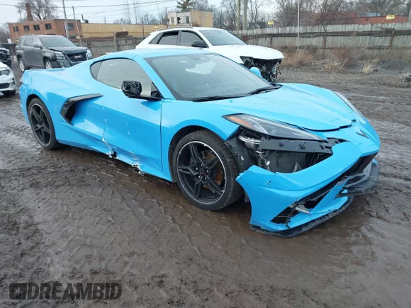 ✅ 2025 Chevrolet Corvette 2LT • VIN: 1G1YB2D42S5103697 • Лот: 44050989. Опубликован ранее на IAAI с пробегом 17 207 миль. Бесплатный доступ к архиву аукционных продаж из США и подробный отчёт об истории автомобиля на DreamBid. Изображение 1.