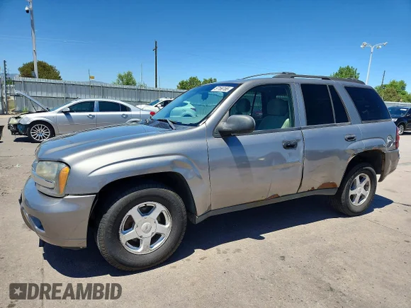 ✅ 2006 Chevrolet TrailBlazer LS • VIN: 1GNDT13S762109314 • Lot: 57166166. Listed on Copart with 248,962 mi. Free auction sales archive from the USA and detailed vehicle history report at DreamBid. Image 1.