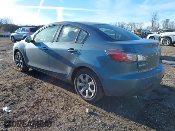 ✅ 2010 Mazda 3 i Touring • VIN: JM1BL1SG8A1156931 • Lot: 43842098. Wystawiony na IAAI z przebiegiem 150 684 mil. Bezpłatny archiwum sprzedaży aukcyjnych z USA i szczegółowy raport historii pojazdu na DreamBid. Zdjęcie 3.