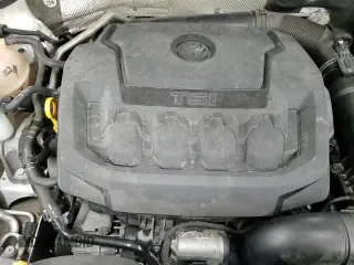 ✅ 2018 Volkswagen Beetle S • VIN: 3VW5DAATXJM512806 • Lot: 84728075. Listed on Copart with 139,574 mi. Free auction sales archive from the USA and detailed vehicle history report at DreamBid. Image 13.