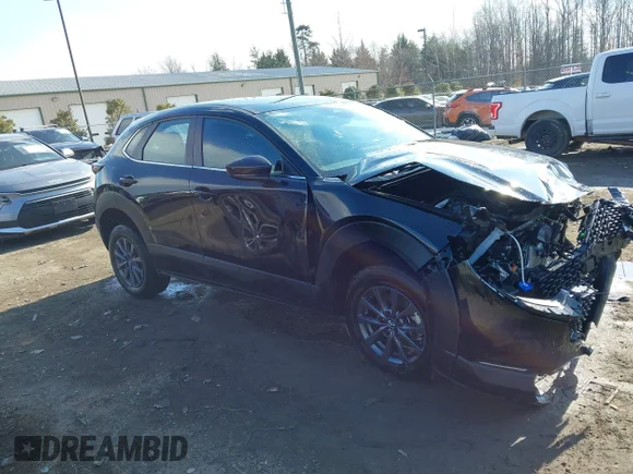 ✅ 2025 Mazda CX-30 S • VIN: 3MVDMBAM6SM787702 • Лот: 44353083. Опубліковано раніше на IAAI з пробігом 8 636 миль. Безкоштовний доступ до архіву аукціонних продажів зі США та докладний звіт про історію автомобіля на DreamBid. Зображення 1.