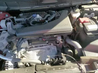 ✅ 2019 Nissan Rogue SV • VIN: 5N1AT2MVXKC794709 • Lot: 82283015. Wystawiony na Copart z przebiegiem 75 612 mil. Bezpłatny archiwum sprzedaży aukcyjnych z USA i szczegółowy raport historii pojazdu na DreamBid. Zdjęcie 16.