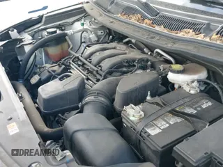 ✅ 2018 Ford Explorer XLT • VIN: 1FM5K7D85JGB97860 • Lot: 43342880. Wystawiony na IAAI z przebiegiem Nie podano. Bezpłatny archiwum sprzedaży aukcyjnych z USA i szczegółowy raport historii pojazdu na DreamBid. Zdjęcie 20.