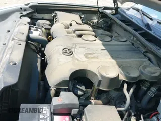 ✅ 2018 Toyota 4Runner SR5 • VIN: JTEBU5JR8J5487004 • Lot: 43247686. Wystawiony na IAAI z przebiegiem 154 626 mil. Bezpłatny archiwum sprzedaży aukcyjnych z USA i szczegółowy raport historii pojazdu na DreamBid. Zdjęcie 19.