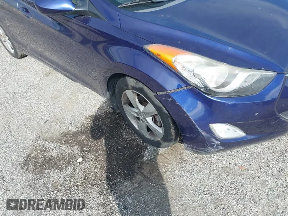 ✅ 2013 Hyundai Elantra GLS • VIN: 5NPDH4AE3DH279917 • Lot: 43445793. Wystawiony na IAAI z przebiegiem 117 359 mil. Bezpłatny archiwum sprzedaży aukcyjnych z USA i szczegółowy raport historii pojazdu na DreamBid. Zdjęcie 6.