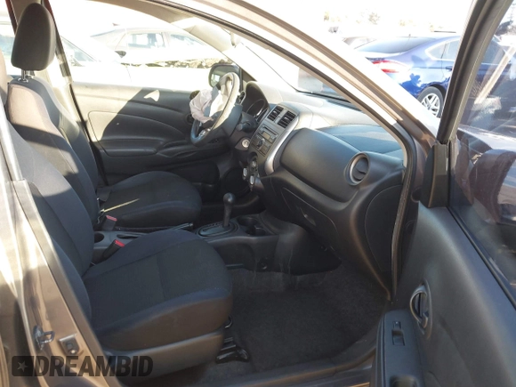 ✅ 2012 Nissan Versa SV • VIN: 3N1CN7AP3CL906446 • Lot: 43845034. Wystawiony na IAAI z przebiegiem 70 443 mil. Bezpłatny archiwum sprzedaży aukcyjnych z USA i szczegółowy raport historii pojazdu na DreamBid. Zdjęcie 5.