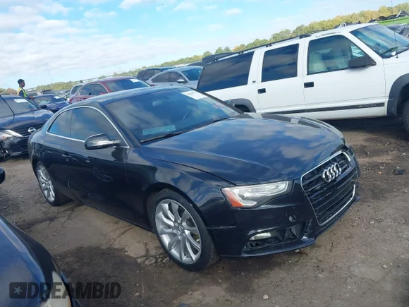 ✅ 2013 Audi A5 Prestige • VIN: WAUVFAFR6DA009721 • Лот: 40580729. Опубліковано раніше на IAAI з пробігом 175 699 миль. Безкоштовний доступ до архіву аукціонних продажів зі США та докладний звіт про історію автомобіля на DreamBid. Зображення 1.